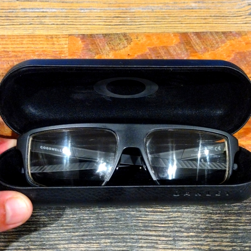 Oakley Cogswell Glasses